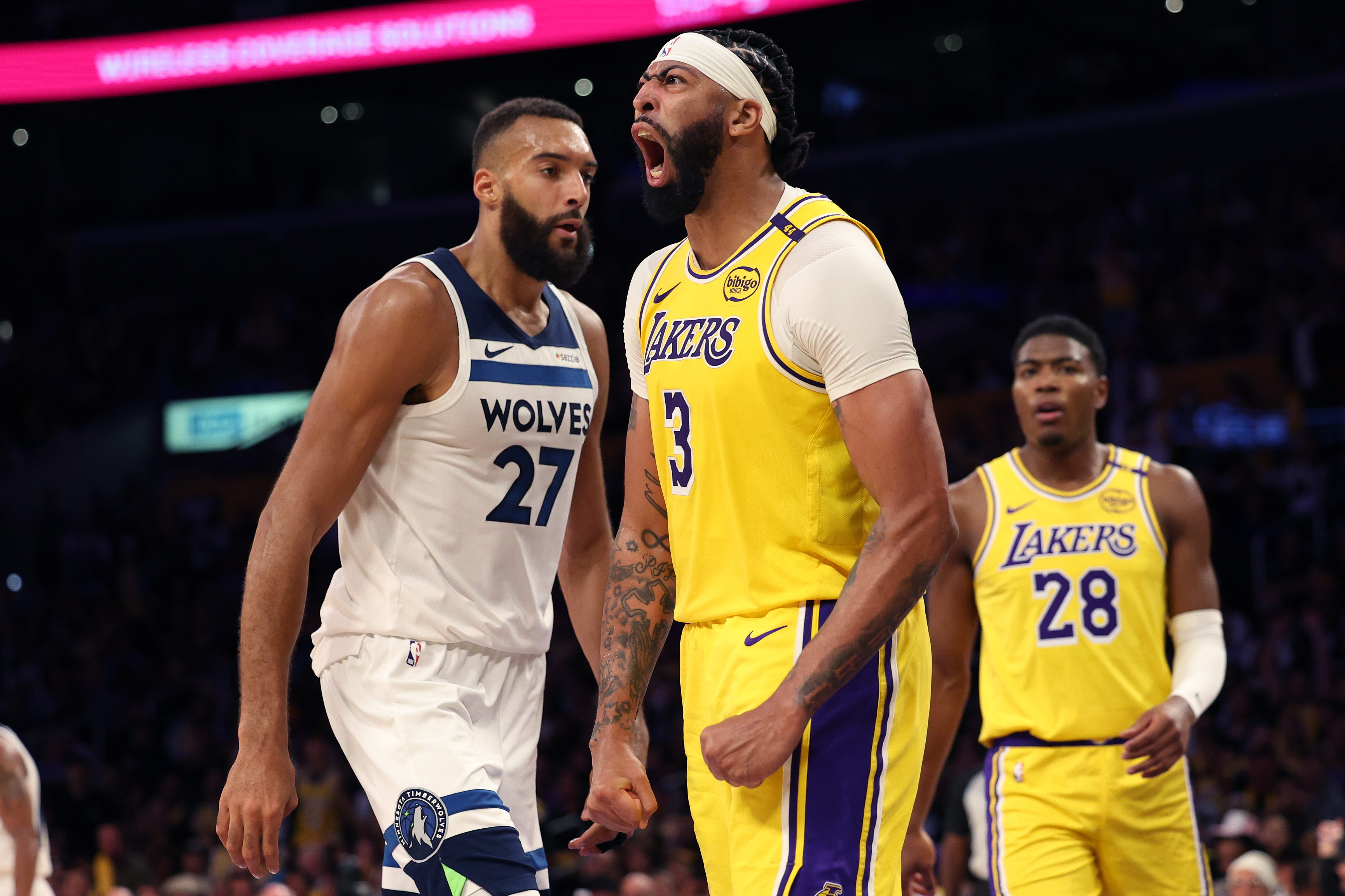 Minnesota Timberwolves v Los Angeles Lakers