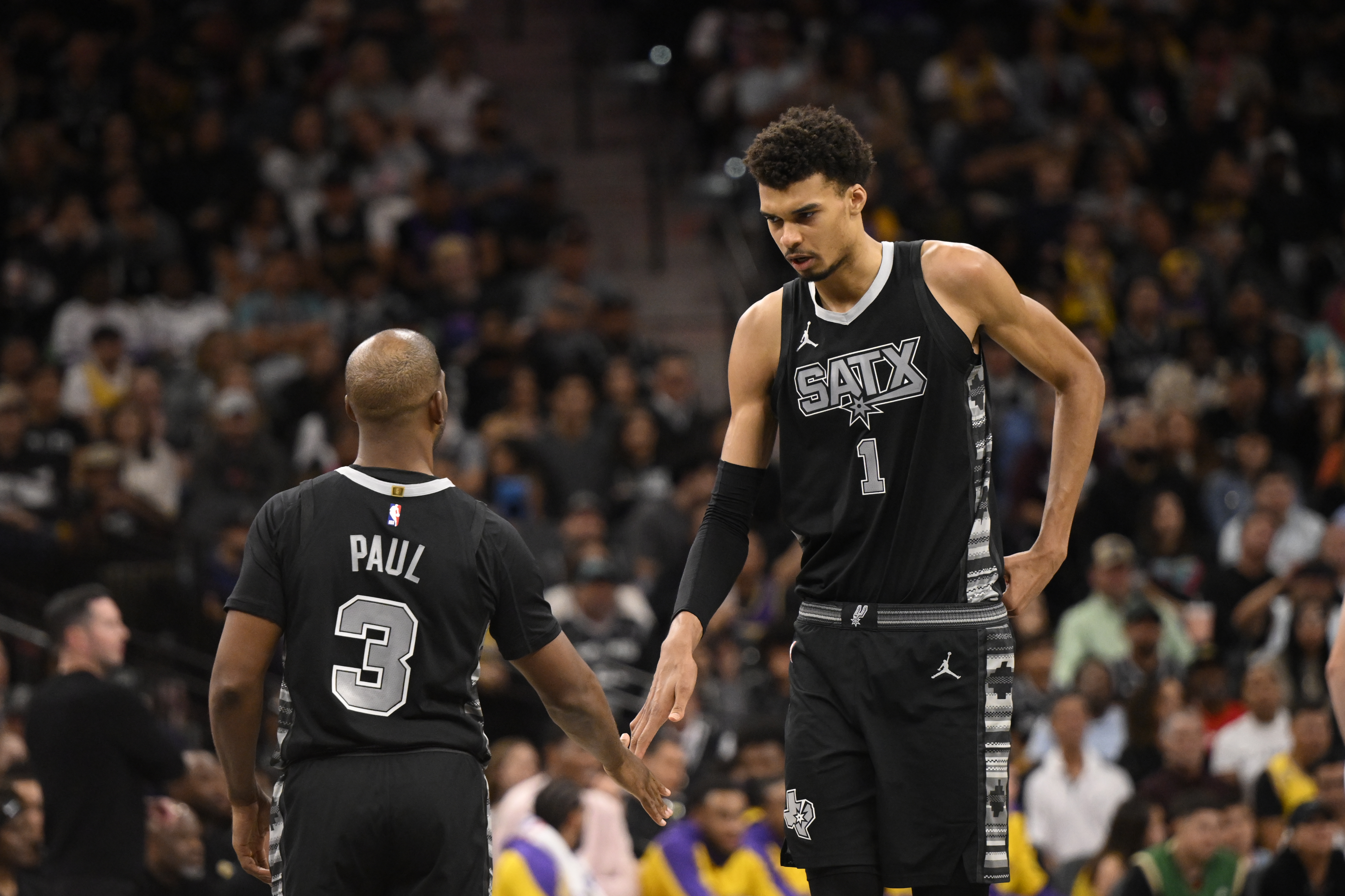 Los Angeles Lakers v San Antonio Spurs - Emirates NBA Cup