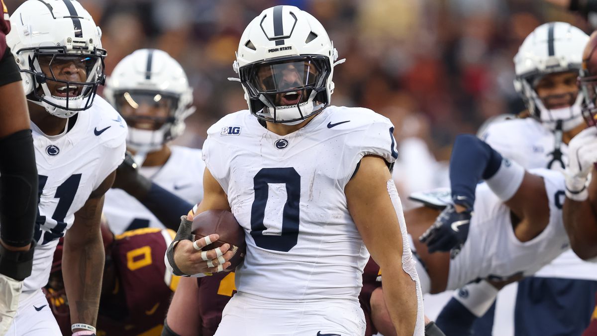 COLLEGE FOOTBALL: NOV 23 Penn State at Minnesota